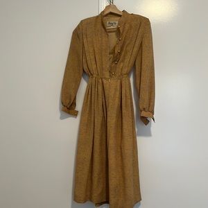 Closer sale all under 20$! Check out my closet for more